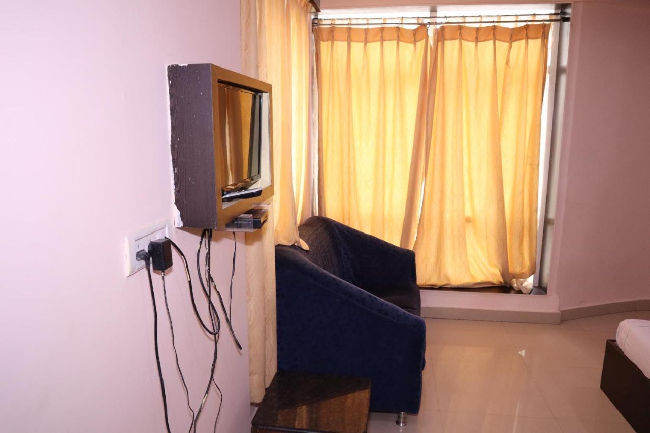 Smilestay Bns Lodge Bangalore Extérieur photo