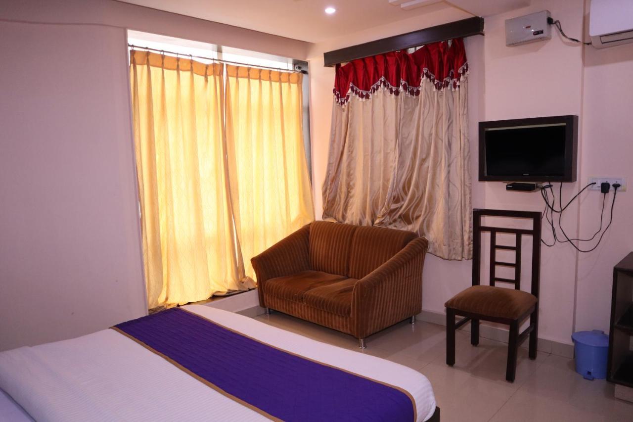 Smilestay Bns Lodge Bangalore Extérieur photo